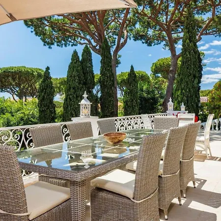 Villa Eagle